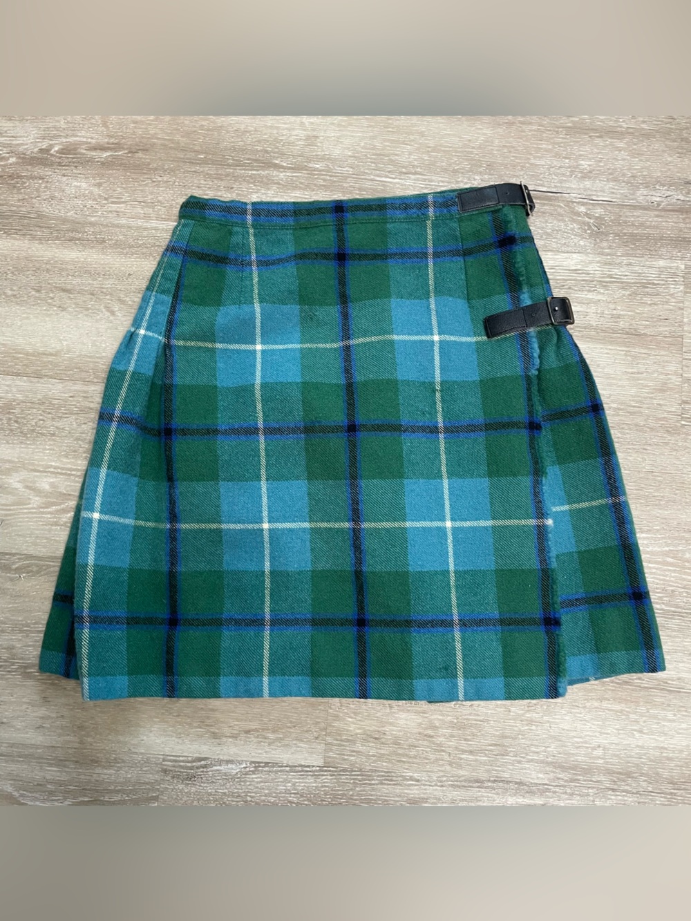 Vtg MOSBROOK 100% Pure Wool Green/Blue Plaid Mini Wrap Skirt GT Britain XS W24